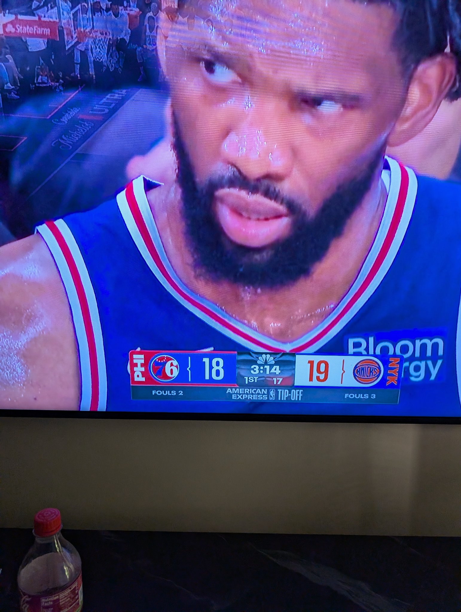 3:14 on the first-quarter clock, PHI 18 – NYK 19